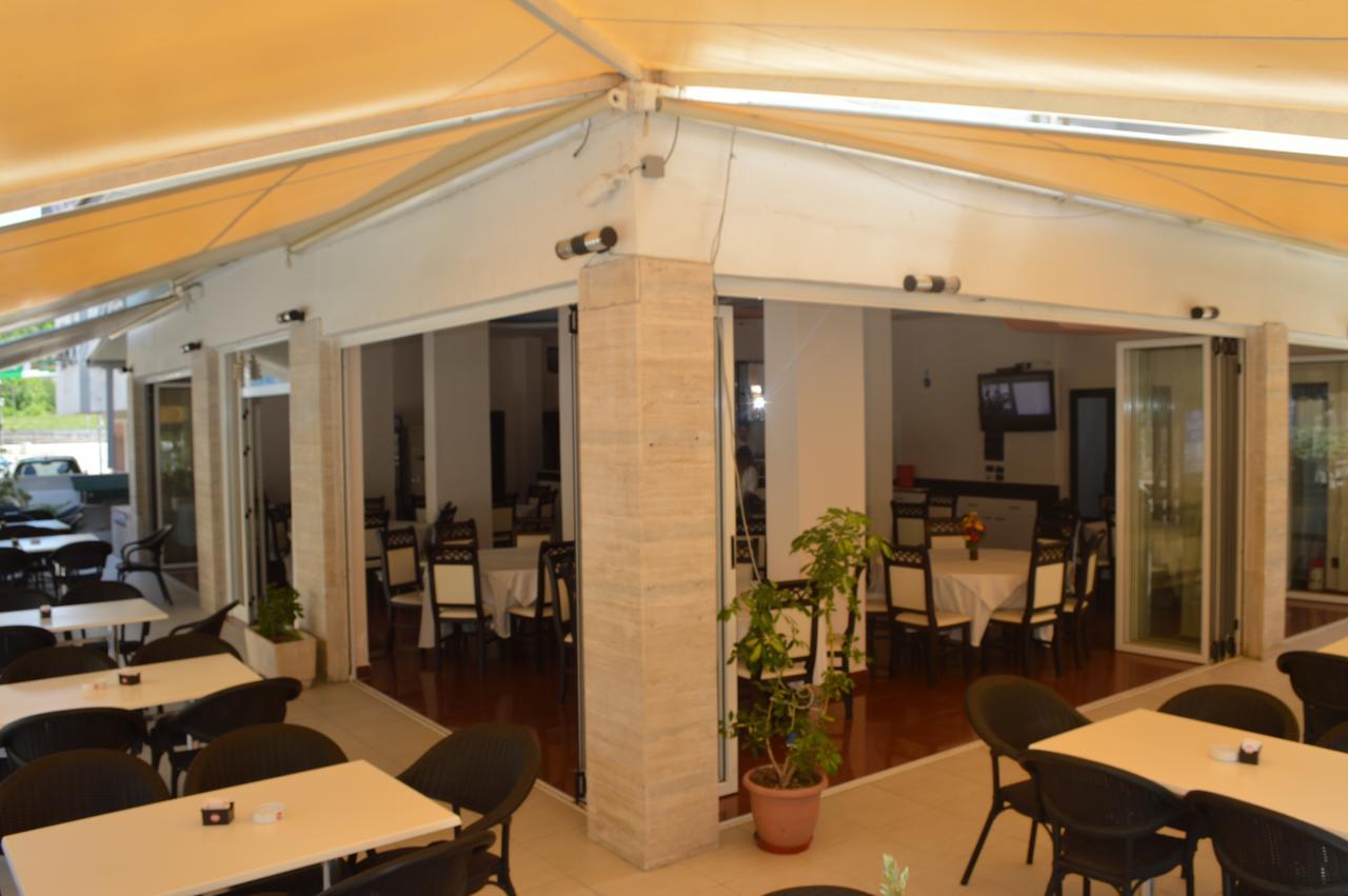 Hotel Riviera Durrës Dış mekan fotoğraf
