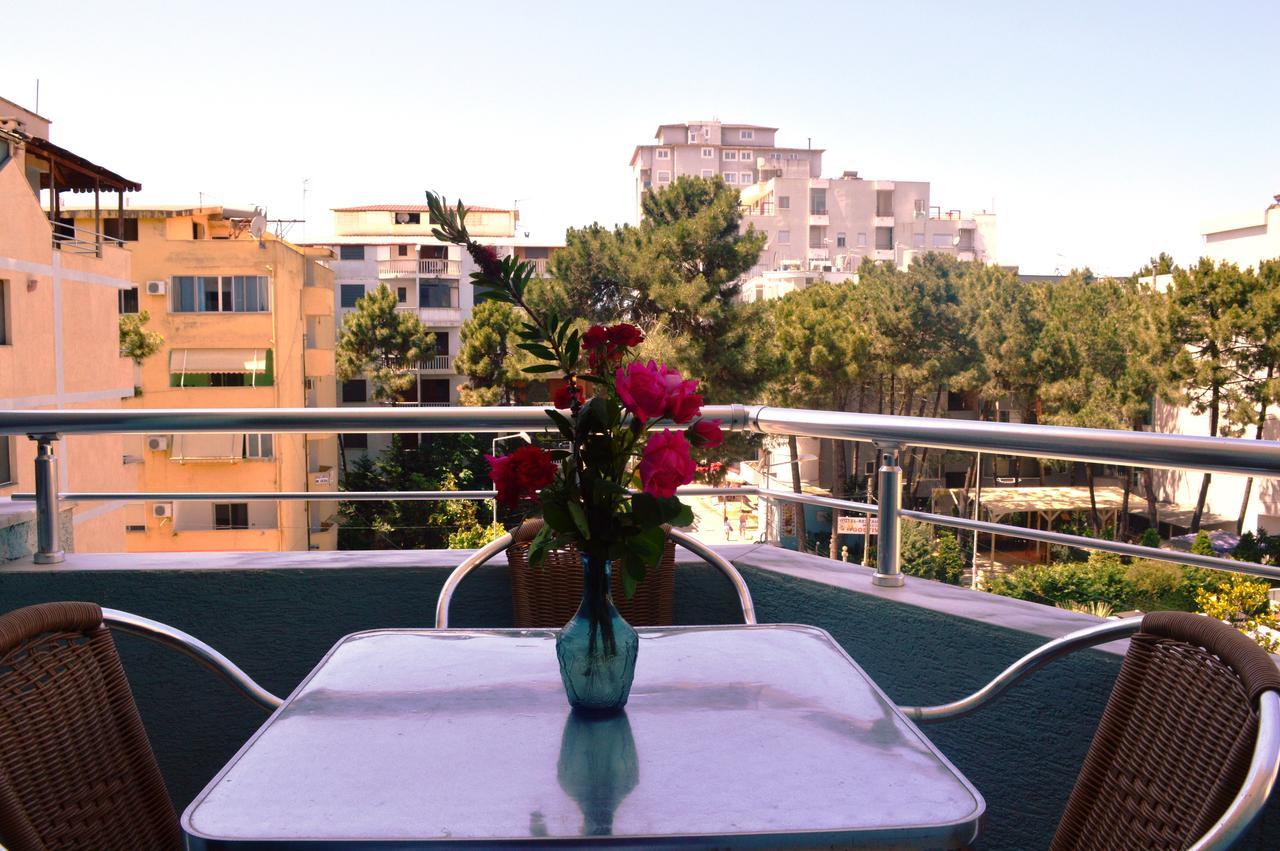 Hotel Riviera Durrës Dış mekan fotoğraf
