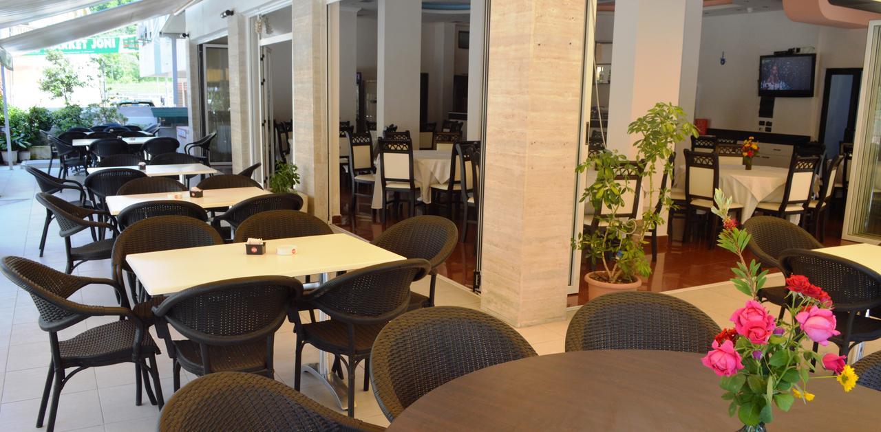 Hotel Riviera Durrës Dış mekan fotoğraf