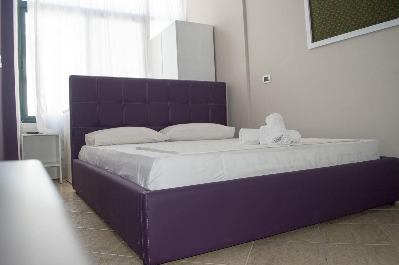 Hotel Riviera Durrës Dış mekan fotoğraf