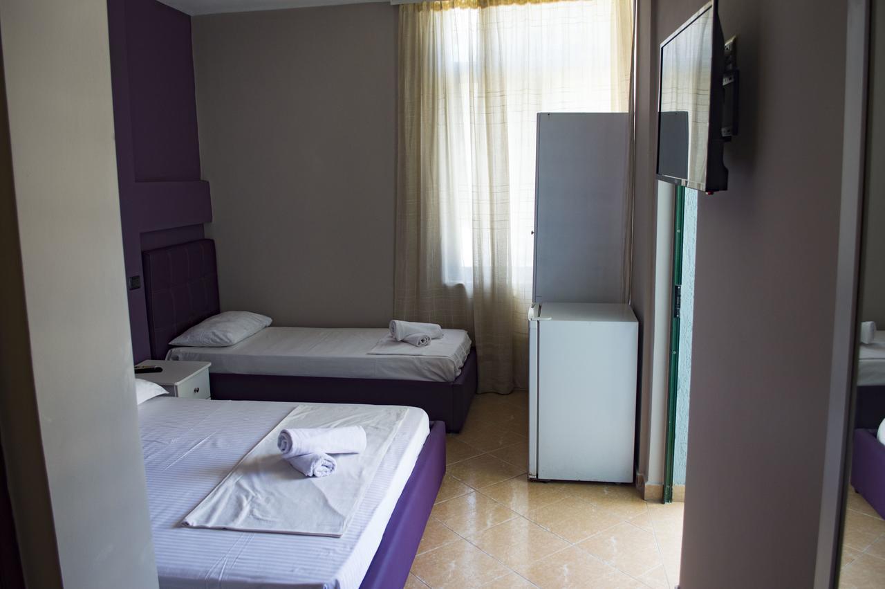 Hotel Riviera Durrës Dış mekan fotoğraf