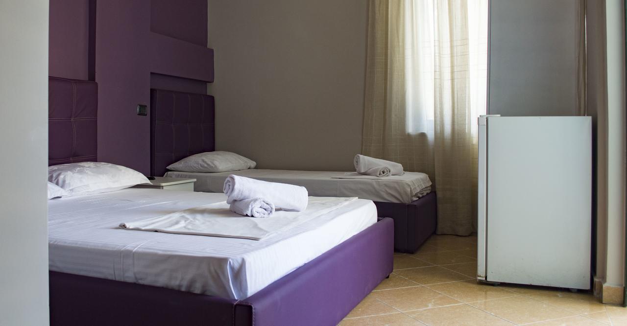 Hotel Riviera Durrës Dış mekan fotoğraf
